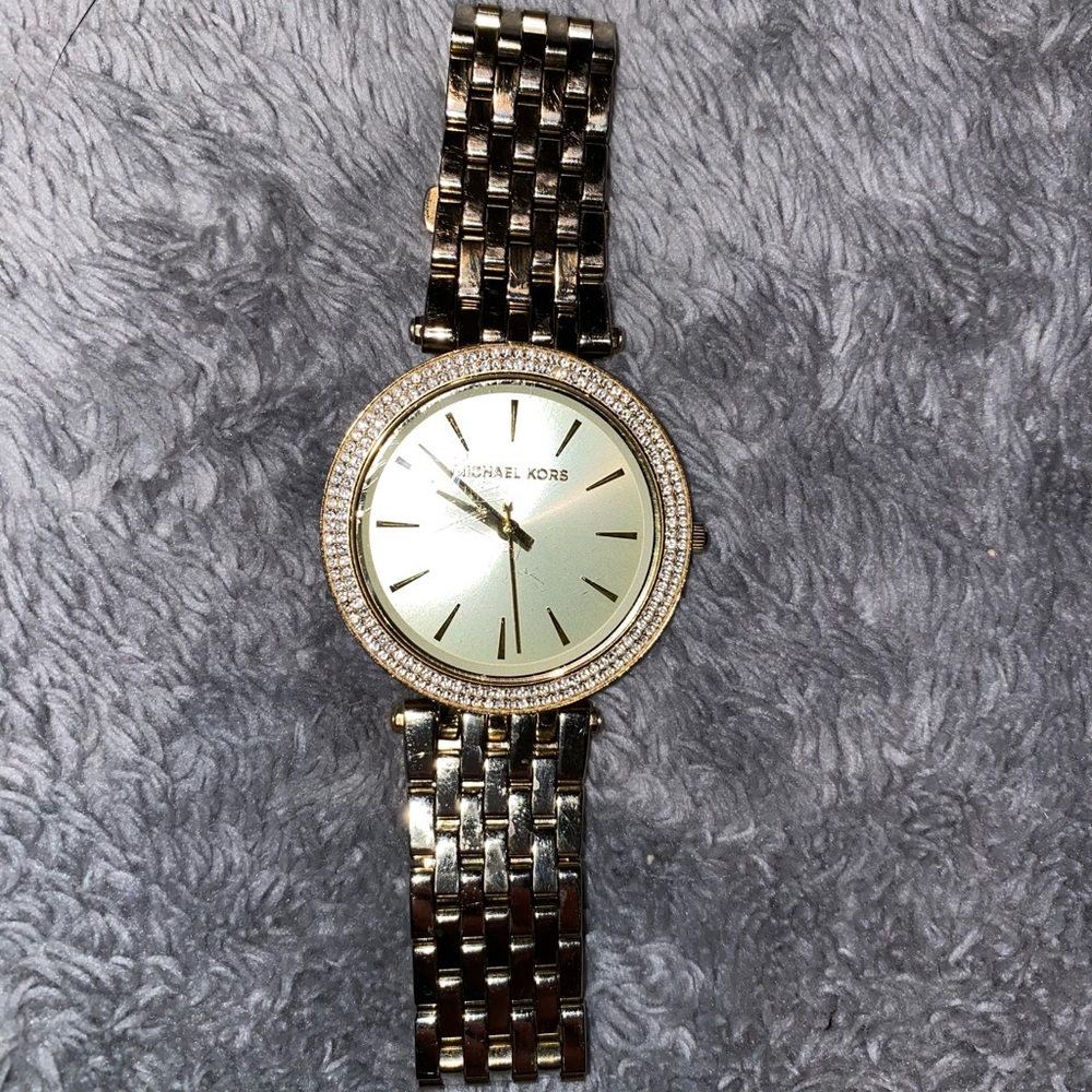 Michael Kors Watch - Gold